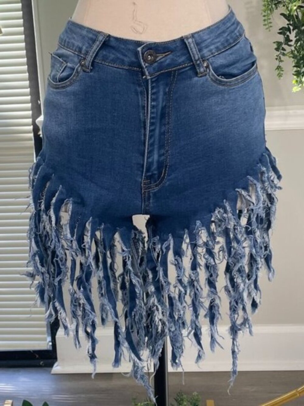 JC & JQ | Fringe Bottom Jean Shorts